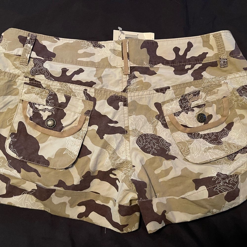 Guess Women's Camouflage Shorts - Picture 3 of 3